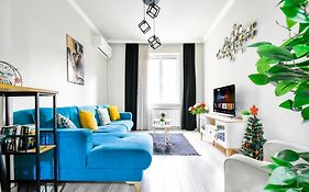 2Br Downtown Suit Next To Nevski Cathedral - Ac